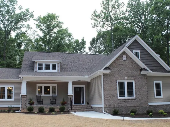 2271 Ridge Rd, Powhatan, VA 23139