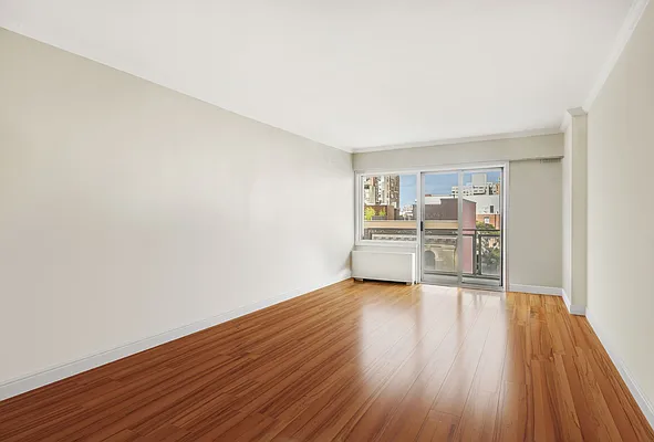 Rented by Compass | media 39