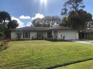 1516 SW Herder Rd, Port Saint Lucie, FL 34953