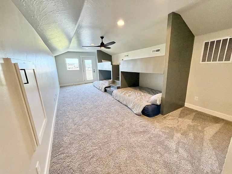 3134 E Blue Heron Dr — Photo 49