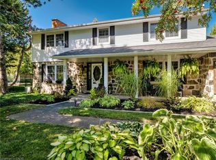 296 Edgehill Dr, Kitchener, ON N2P 2C9