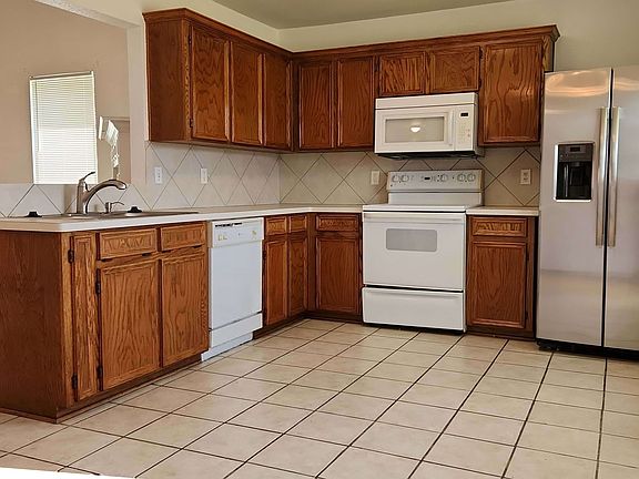 03 Kitchen_05042023