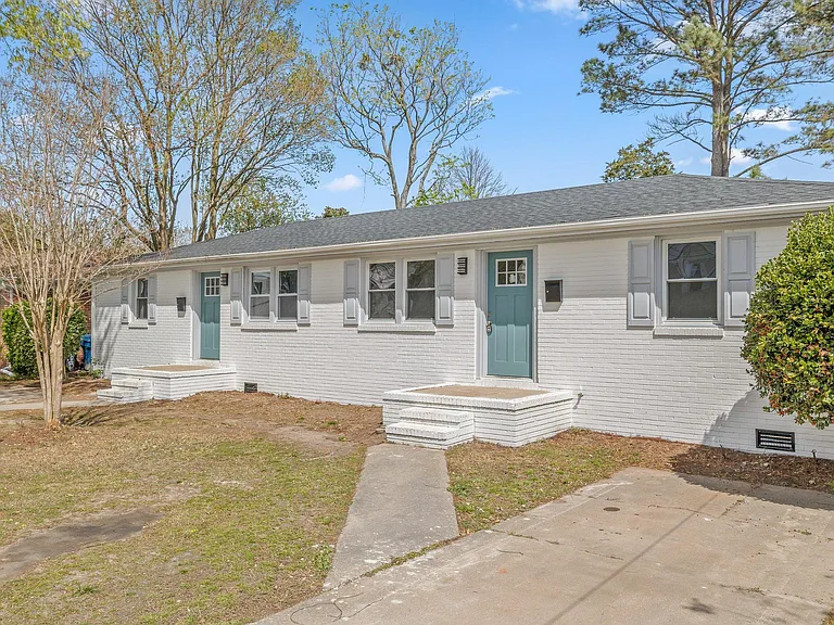 4268 Lee Ave — Photo 26
