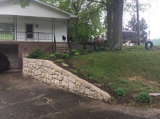 100 Clinton Ave, Saint Albans, WV 25177