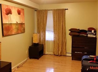 3014 70th St, Flushing, NY 11370