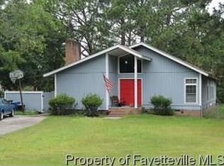 5612 Bowman Ct, Fayetteville, NC 28304