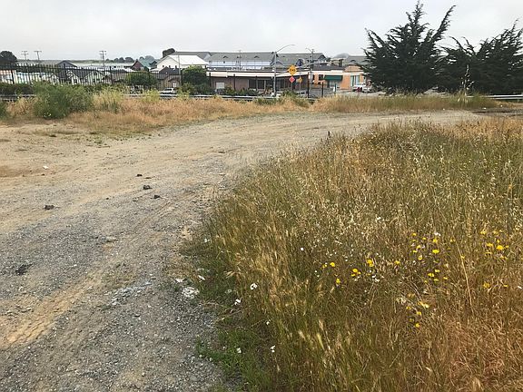 4th image of 0 Allard Ave