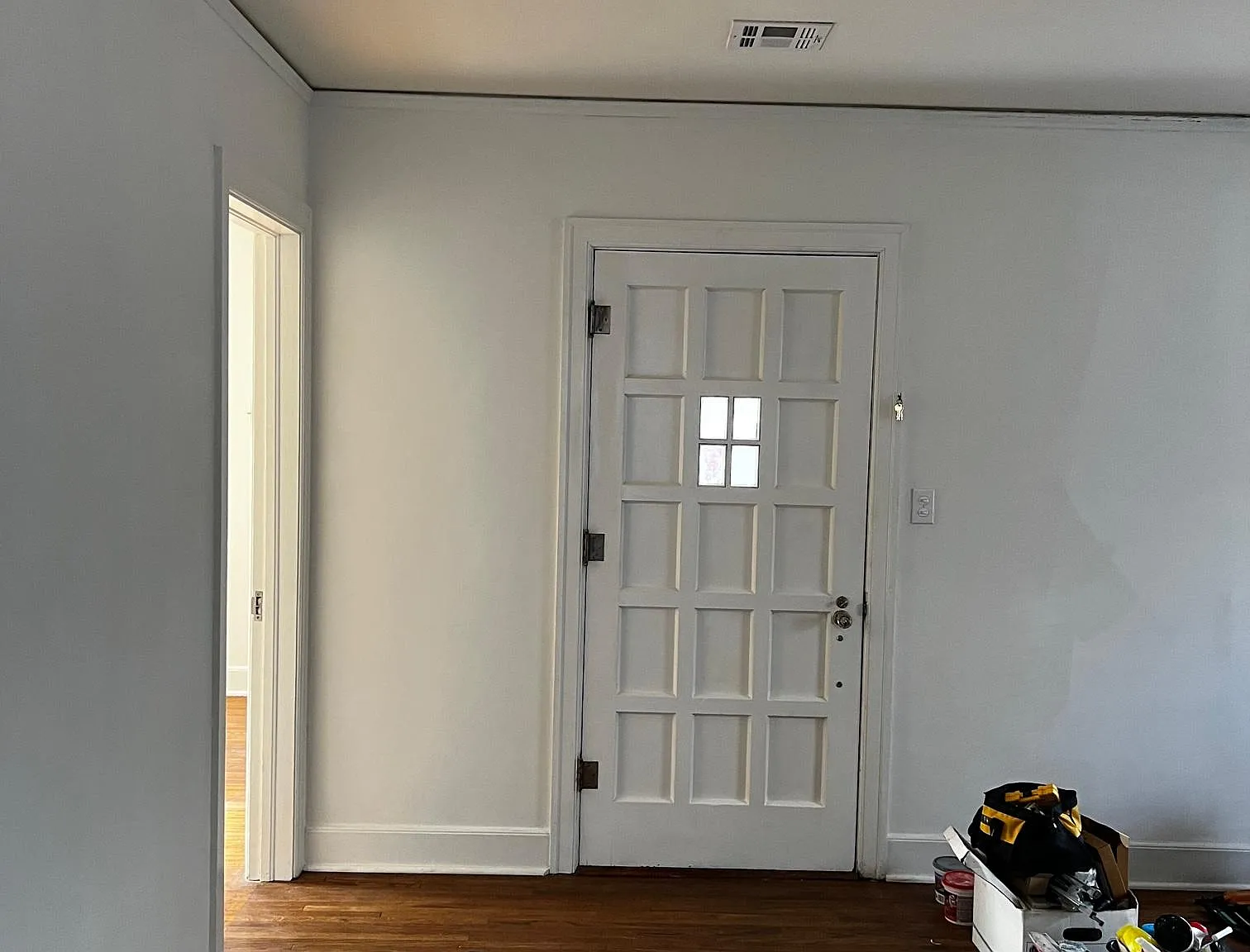 2 bed, 840 sqft, $1,550 — Photo 4