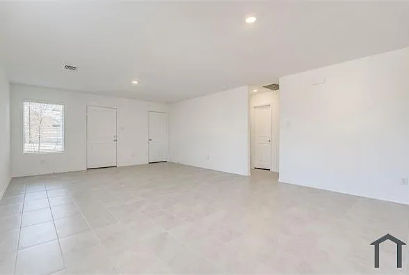 3605 Flicker Ln — Photo 12