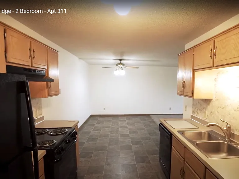 River Ridge Apartments — Photo 22