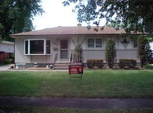 940 N Dwiggins St, Griffith, IN 46319