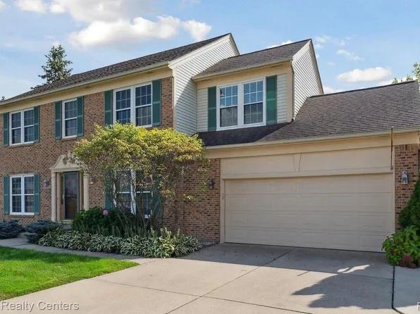 44559 Cherry Hill Rd, Canton, MI 48188