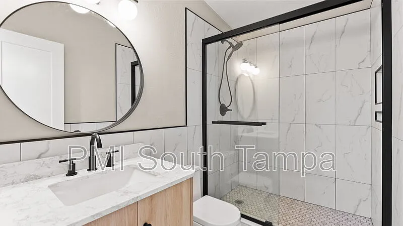 2 bed, 1.0 bath, 775 sqft, $2,300 — Photo 4