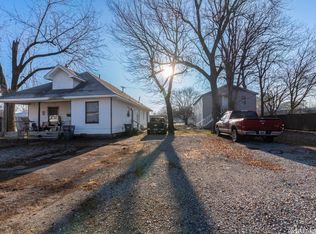 411 SW 2nd St, Walnut Ridge, AR 72476