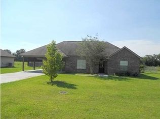 1058 Jordan Dr, St Martinvlle, LA 70582