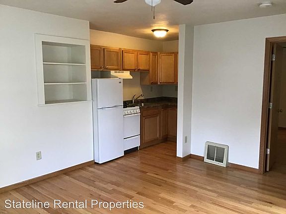 3rd image of 1912 16th Ave APT 1