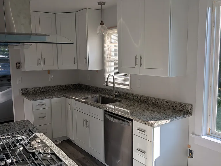 1 Monroe Bay Ave — Photo 8