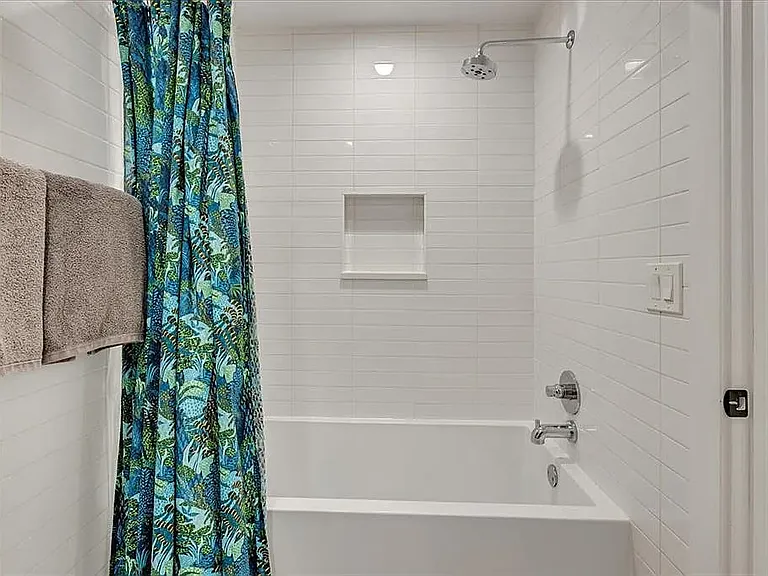 4910 Morris Ln — Photo 22