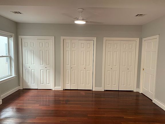 4th image of 908 Main St APT 2B