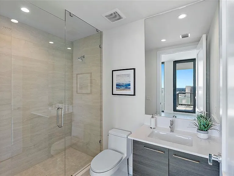 301 1st St S #1607 — Photo 20
