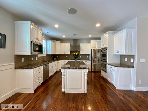 4th image of 4377 W Blackshear Dr