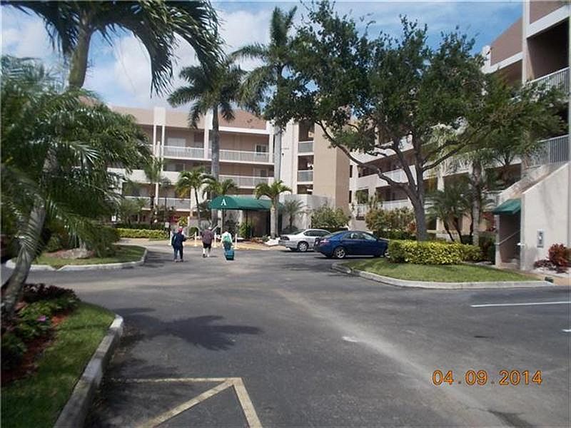 1st image of 7897 Granville Dr #410
