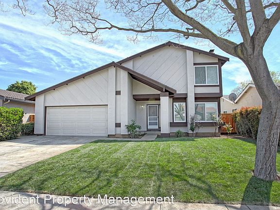 2nd image of 52 Dearwell Way