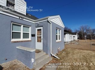 434 N Bernard St, Powell, WY 82435