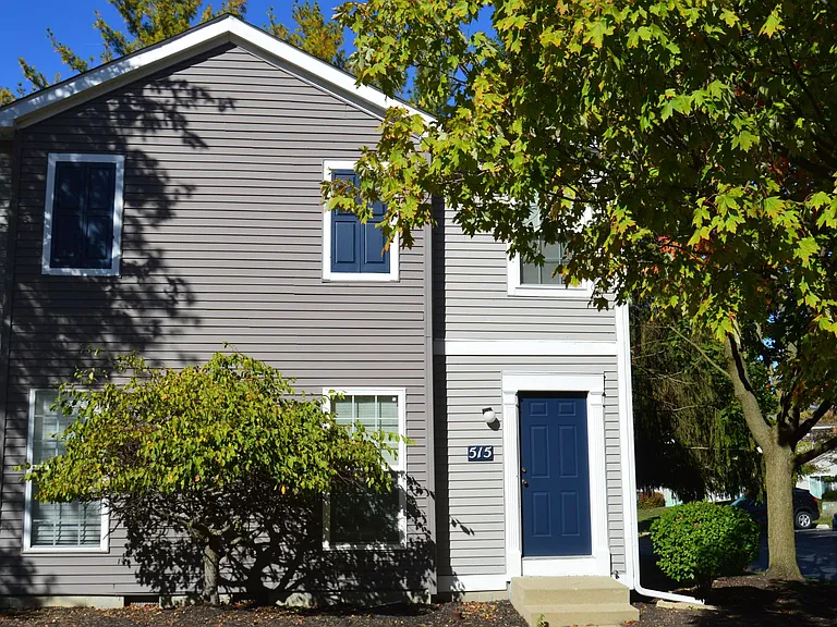 Woodridge Apartments — Photo 11