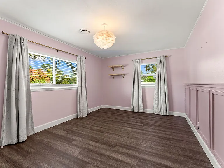 1143 Linden St — Photo 19