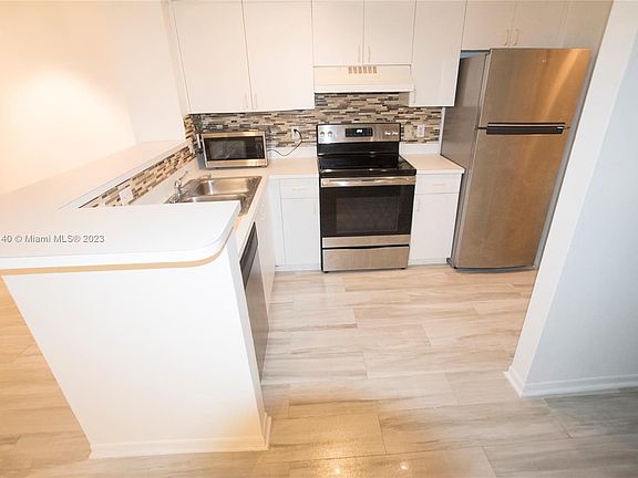 4th image of 12130 Saint Andrews Pl APT 101
