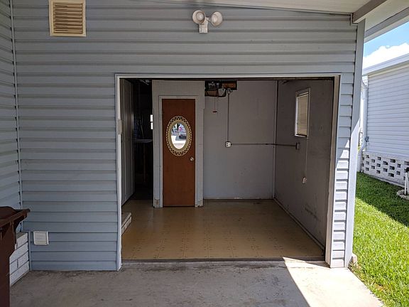 4th image of 353 Lake Huron Dr