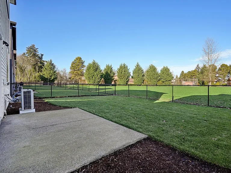 6201-6455 SE Quail Park Ln — Photo 39