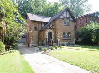 7342 Carleton Ave, Saint Louis, MO 63130
