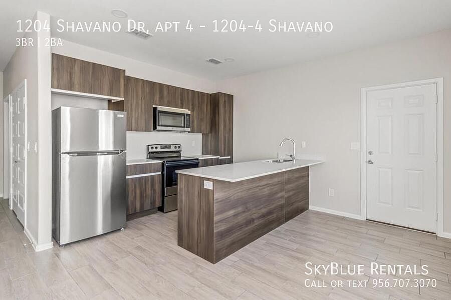 1st image of 1204 Shavano St #4