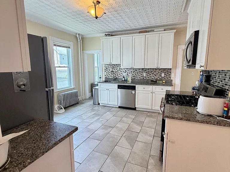 39-41 Watts St #1 — Photo 3