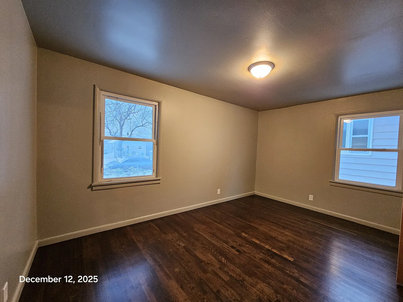 2 bed, 1680 sqft, $1,000 — Photo 4