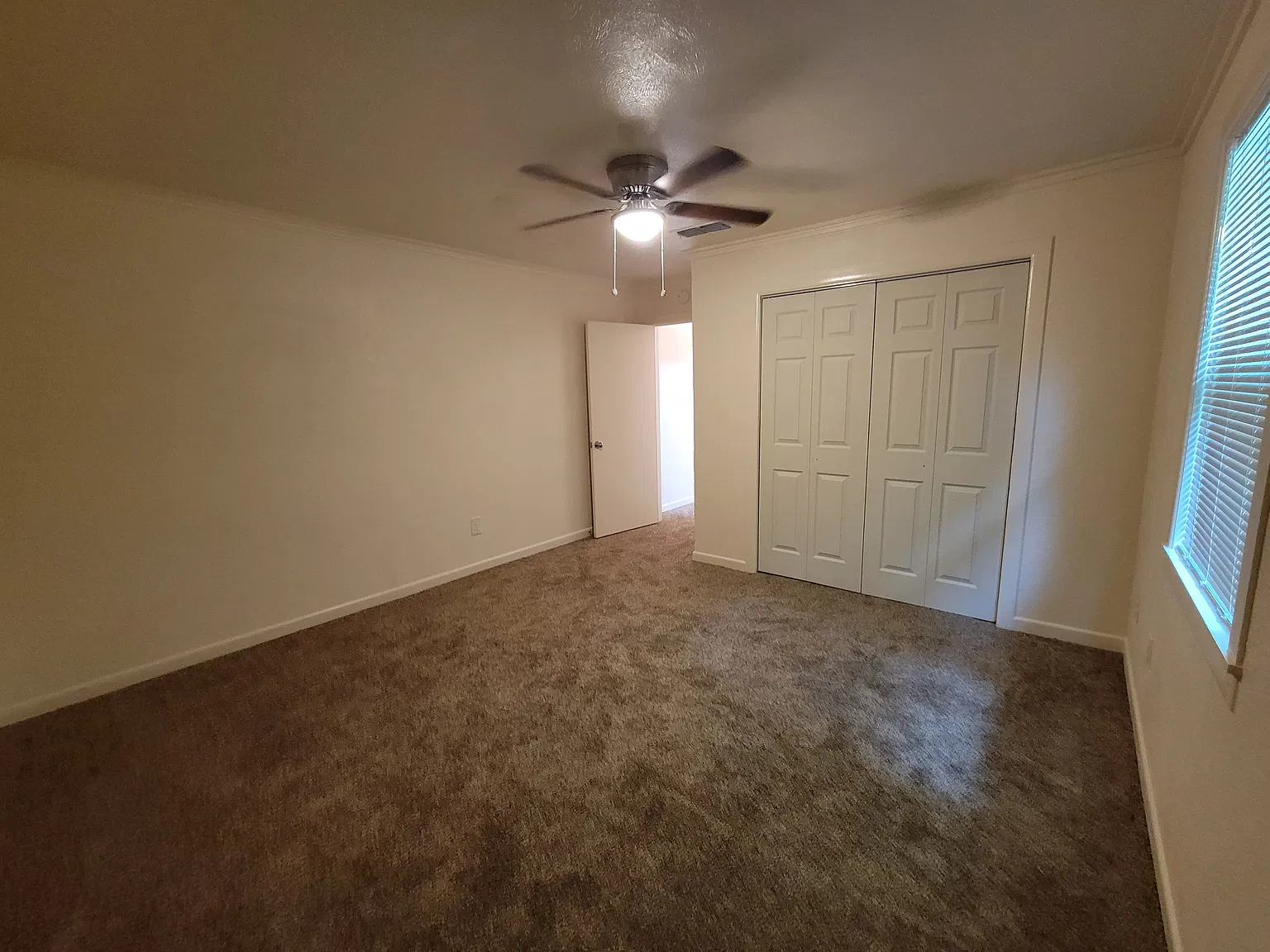 2 bed, 1110 sqft, $1,200 — Photo 4
