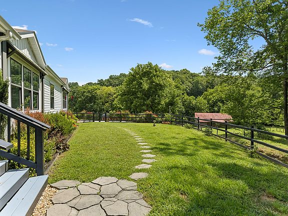 4th image of 8501 Joy Rd