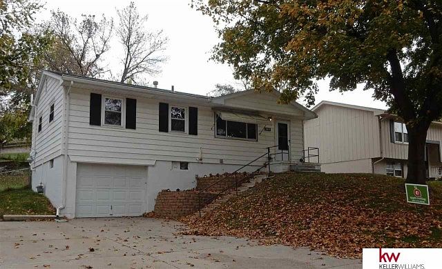 1st image of 3017 S 115th Ave