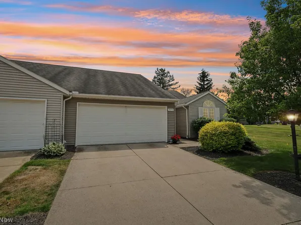 15779 Grosse Pointe Oval, Strongsville, OH 44136