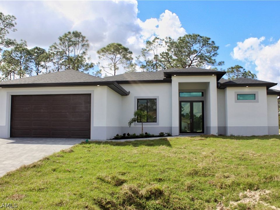 Spectacular Beachfront Home At 707 9th Street: Perfect For Family Vacations