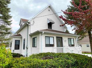 903 S Peach Ave, Marshfield, WI 54449