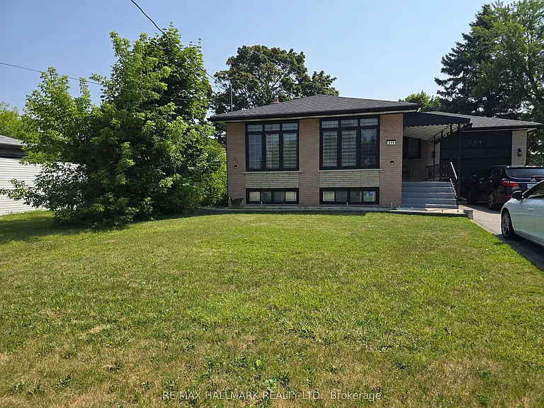 211 Norfolk Ave — Photo 1