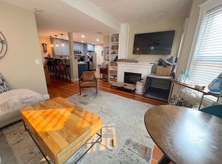 211 W 8th St #2, South Boston, MA 02127