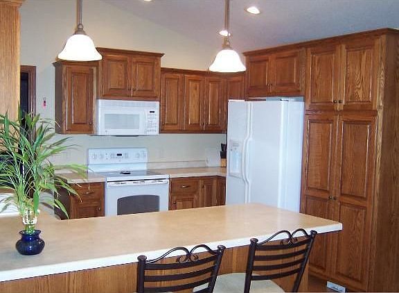 5th image of 1021 Katelyn Cir NE