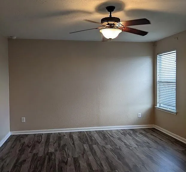 8014 Chasewood Dr — Photo 12
