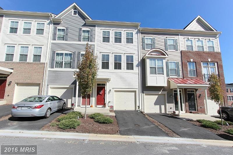 1st image of 215 Shamrock Dr