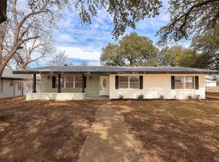 501 W Ridgewood Dr, Garland, TX