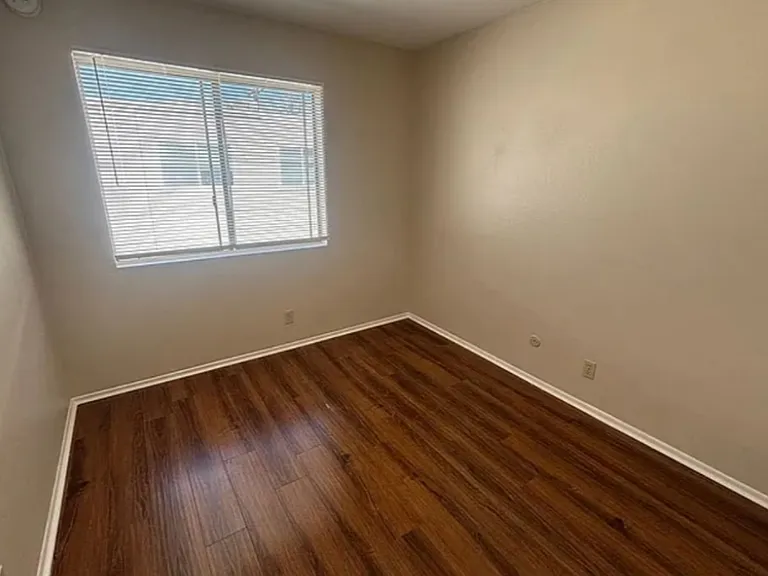 9950 Topanga Canyon Blvd #26 — Photo 13